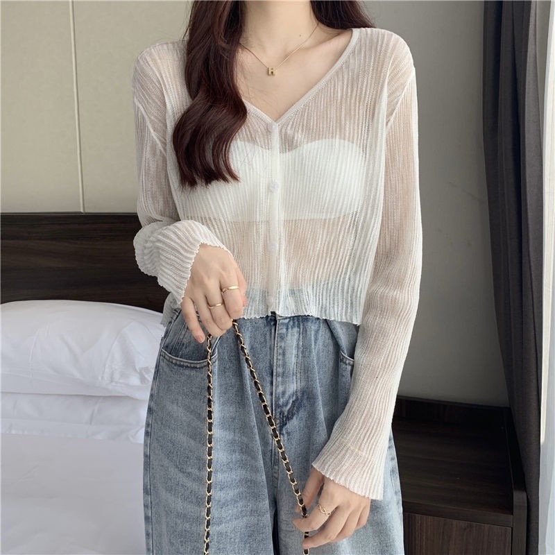 https://fulmo-img-server.com/cardigans/8c0f189b-5f75-4f1d-a262-b2c0135f1b71.jpg