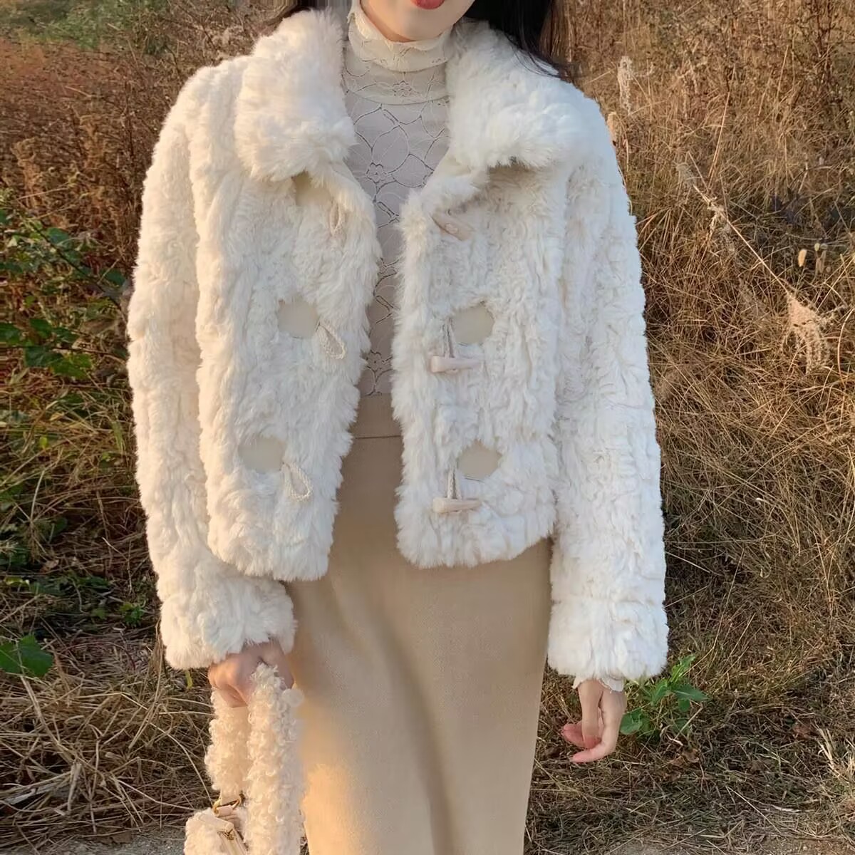 https://fulmo-img-server.com/cardigans/906cd485-4839-4913-ac87-68ac7ac68e99.jpg