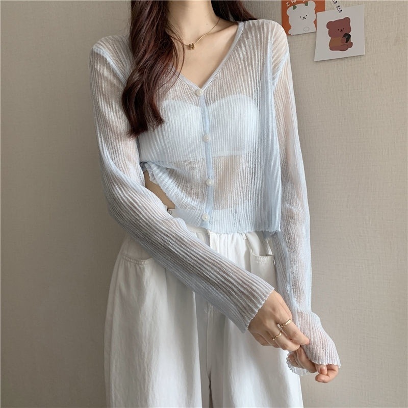 https://fulmo-img-server.com/cardigans/a225fda7-5b42-4089-a8cd-17bddfba2e47.jpg