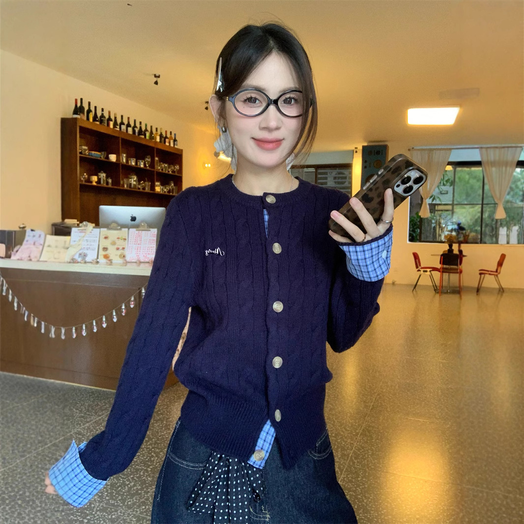 ニットカーディガン ねじり模様の伝統美カーディガン