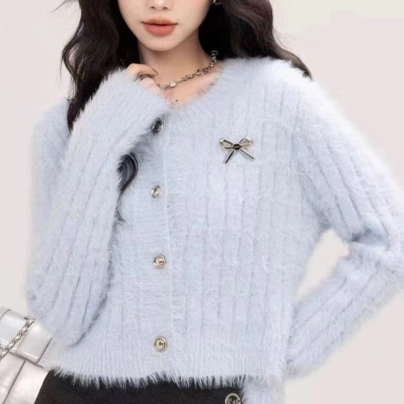 https://fulmo-img-server.com/cardigans/cf02a665-96f1-4146-a2c5-b45f0b82d125.jpg