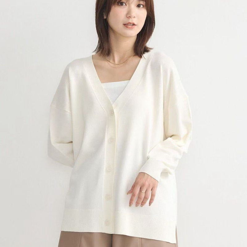 https://fulmo-img-server.com/cardigans/d062c58a-8873-4cad-8c3b-48e7520c9e42.jpg