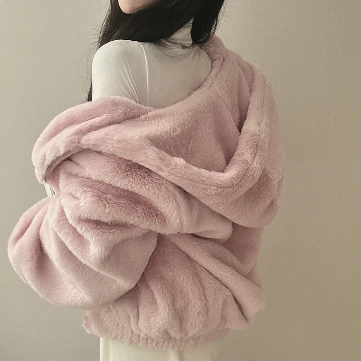 https://fulmo-img-server.com/cardigans/d46db144-471b-49c5-aba6-89355f958a4f.jpg
