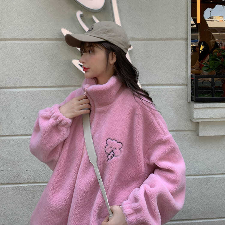 https://fulmo-img-server.com/cardigans/d6bcbc06-0663-44ec-b872-e51f1ec80a48.jpg