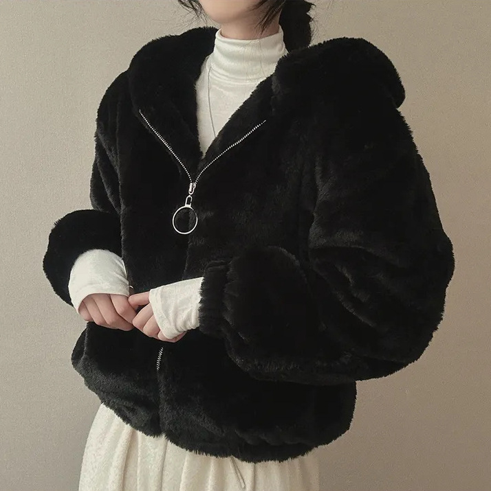 https://fulmo-img-server.com/cardigans/e59bd00f-0637-4ab7-b9ad-290249cdc833.jpg