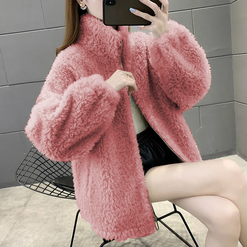 https://fulmo-img-server.com/cardigans/e602ebd3-12f2-4de5-9f4e-313361b3c87b.jpg