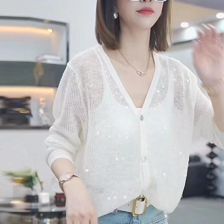 https://fulmo-img-server.com/cardigans/eea1085d-bf23-4390-9059-f41ff98bcce3.jpg