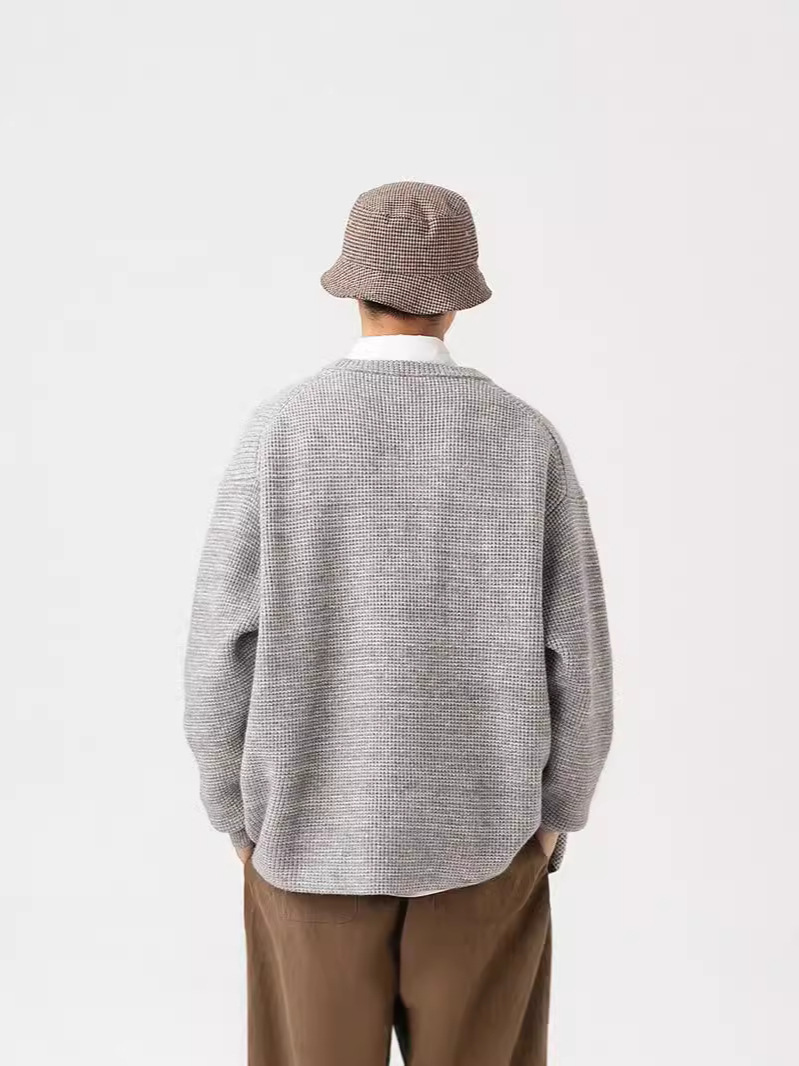 メンズ カーディガン  メンズ ニットカーディガン グレー ボタン式秋冬