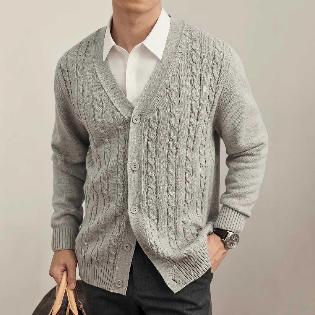 https://fulmo-img-server.com/cardy-cardy/1756443288117_uxgwkwtb_ovpochbm.jpeg