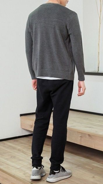 https://fulmo-img-server.com/cardy-cardy/1783313097417_ne5ophg4_d0j03hks.jpeg