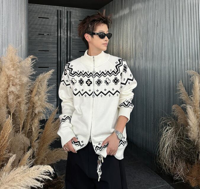 メンズ カーディガン  秋冬メンズ民族柄ニットカーディガン白