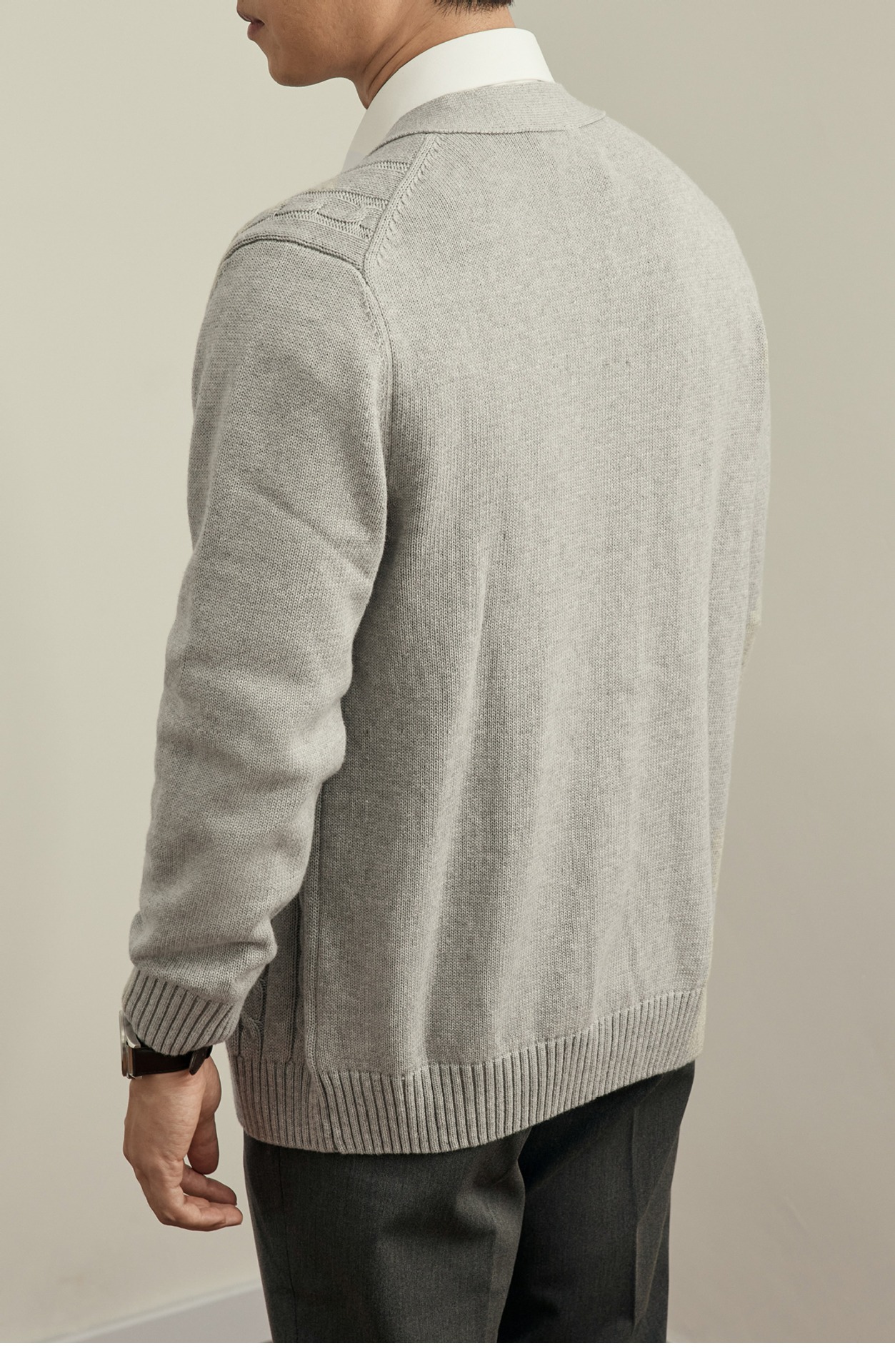 https://fulmo-img-server.com/cardy-cardy/e7cb9b21-524b-42a5-be18-8c5ae56aa0b7.jpg
