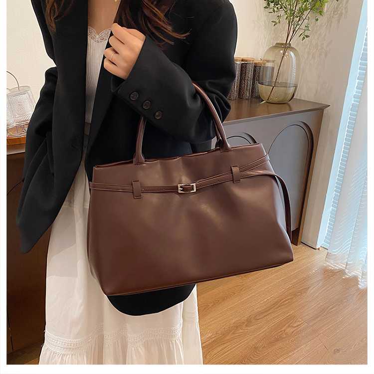ビジネスバッグ レディース 上品シンプル 大容量ビジネストートバッグ