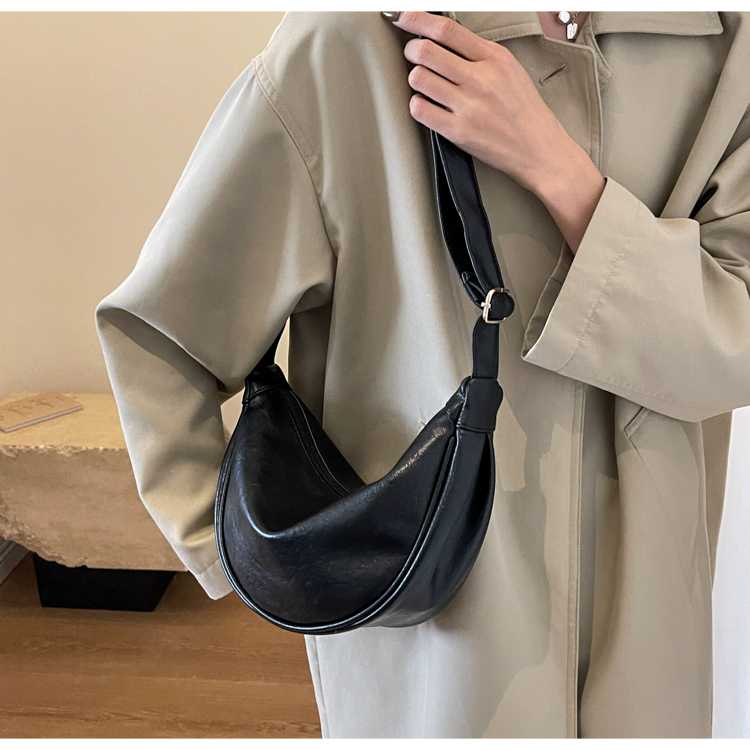 ビジネスバッグ レディース 上品な三日月フォルム ショルダーバッグ