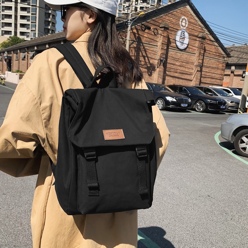 ビジネスバッグ レディース シンプル洗練フラップリュック