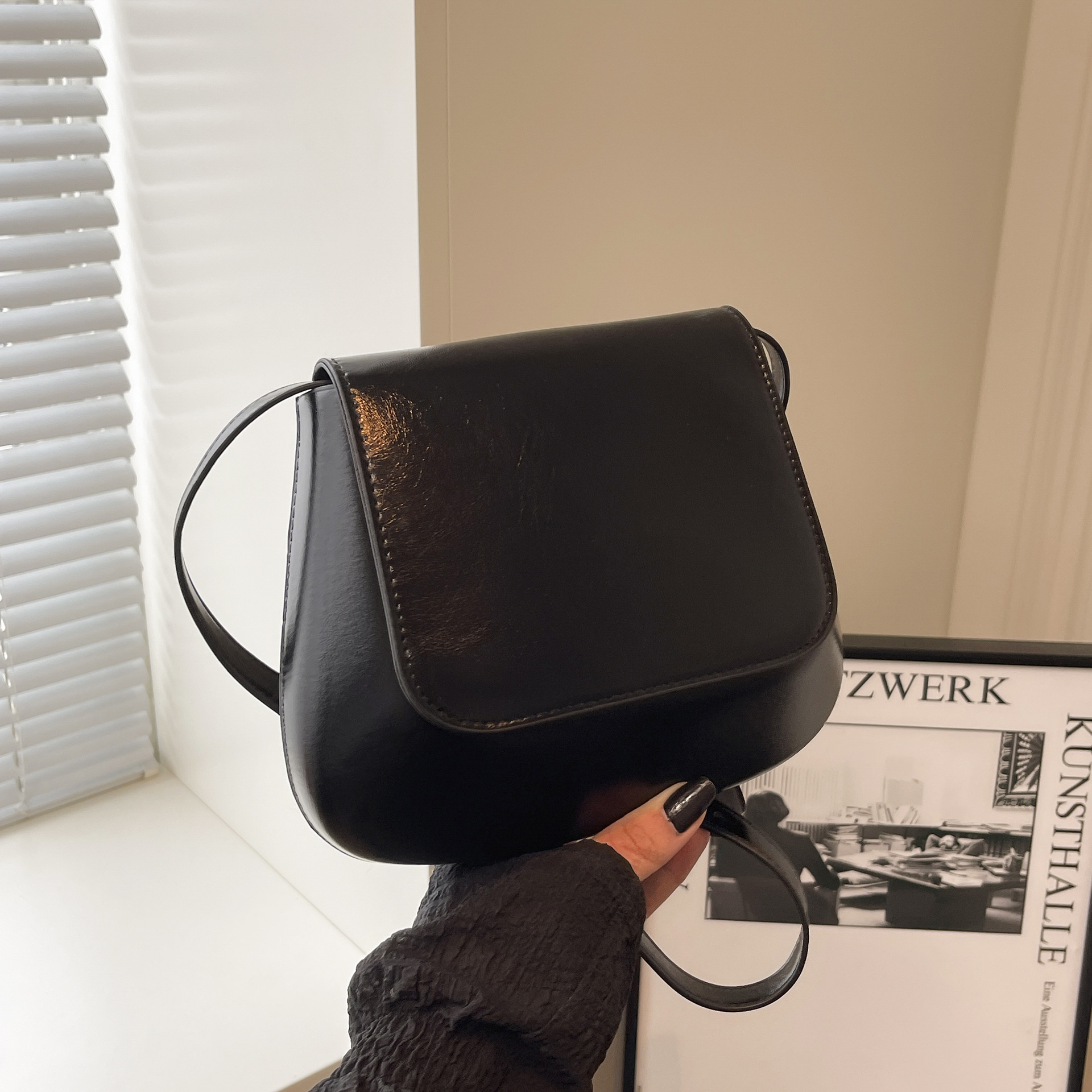 ビジネスバッグ レディース シンプル上品ミニショルダーバッグ