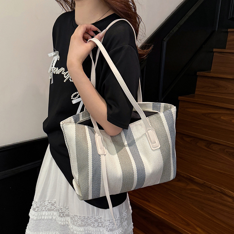 ビジネスバッグ レディース 上品ストライプ メッシュトート