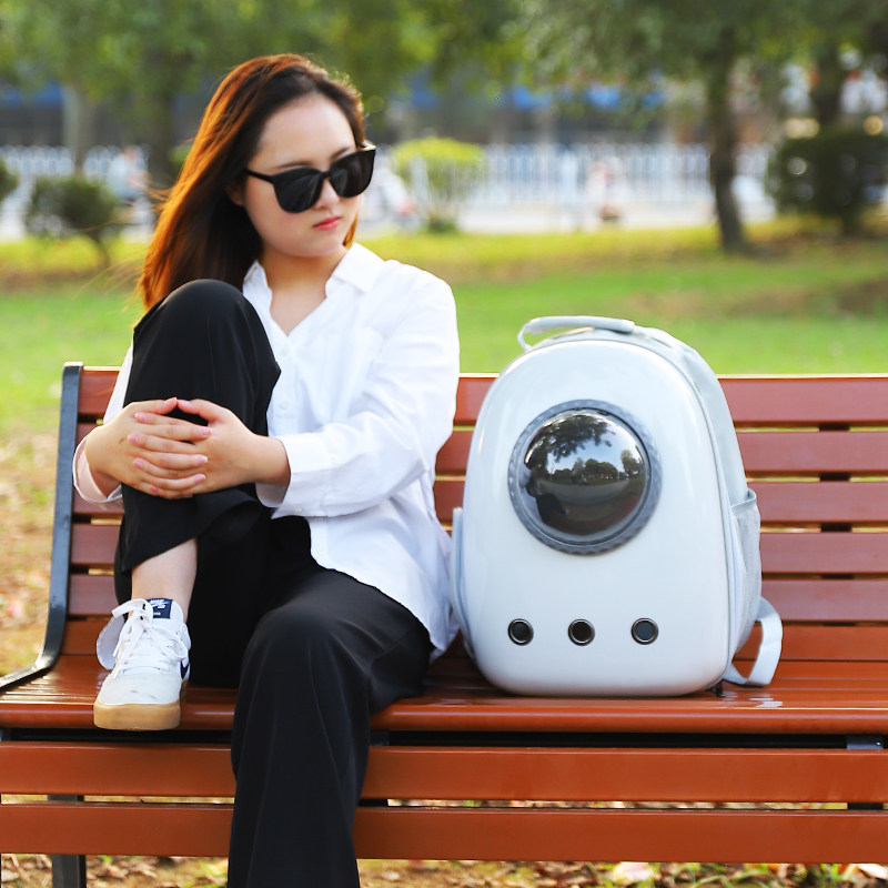 猫キャリーバッグ 宇宙船型透明窓付き猫用キャリーリュック