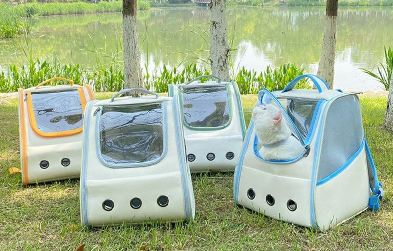 猫キャリーバッグ 透明窓付き通気性抜群猫用リュック型キャリー