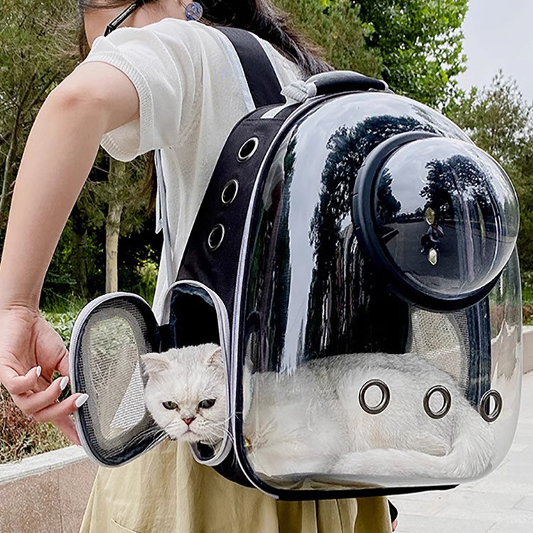 猫キャリーバッグ 透明窓付き宇宙船型猫用