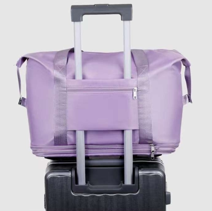 https://fulmo-img-server.com/carry-on-bag/1735008523855_p3a2awok_4em0i5sf