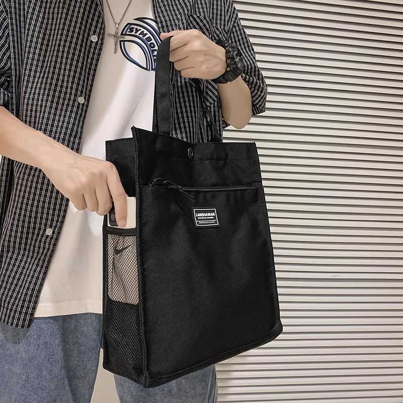 キャリー オン バッグ シンプル機能性キャリーバッグ