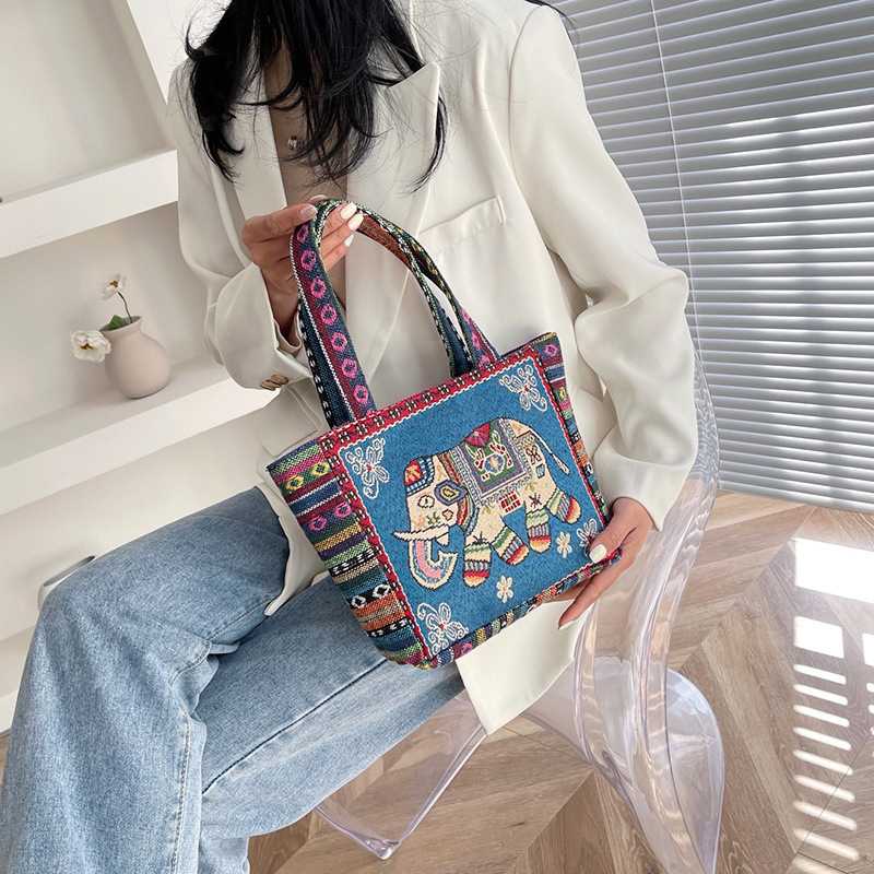キャリー オン バッグ 民族柄アニマル刺繍トートバッグ