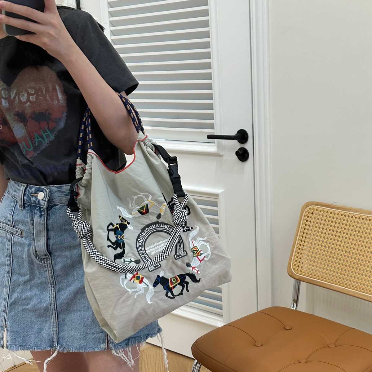 キャリー オン バッグ 馬図柄レジャーバッグ