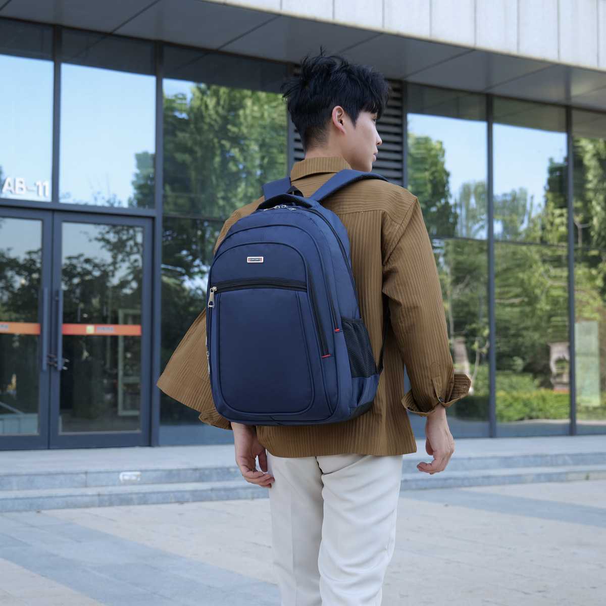 キャリーオンバッグ 多機能ビジネスリュック キャリーオン