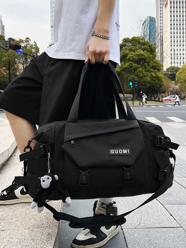 キャリーオンバッグ 多機能ポケット付き旅行用ボストンバッグ