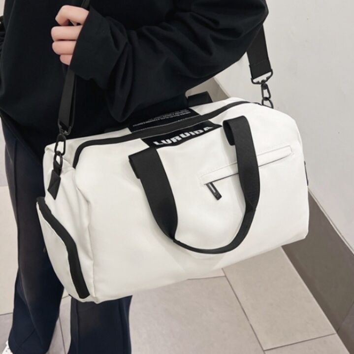 https://fulmo-img-server.com/carry-on-bag/1785732374884_pcww4f09_oabl4u1f.jpeg