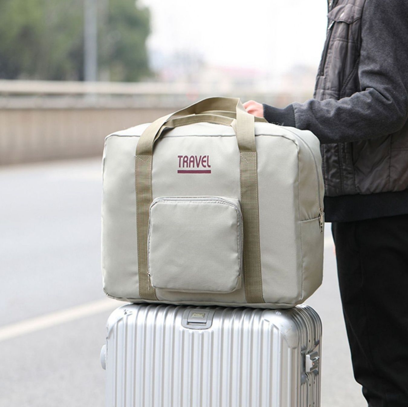 https://fulmo-img-server.com/carry-on-bag/1788405168137_msd98wcs_l53p0gw1.jpeg