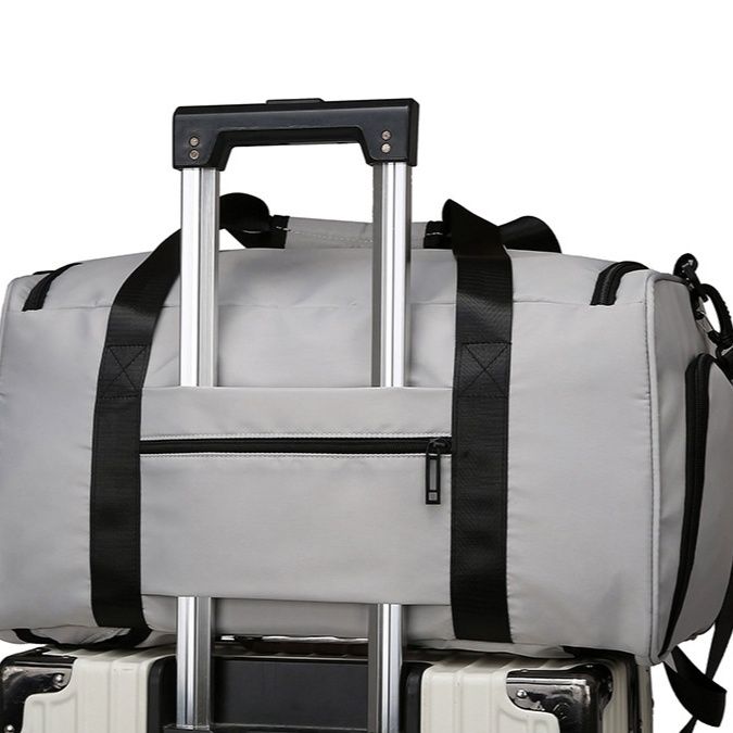 https://fulmo-img-server.com/carry-on-bag/1788578639956_aw3j7bas_6z4xlaee.jpeg