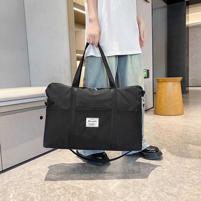 https://fulmo-img-server.com/carry-on-bag/18c8bed3-9856-408d-a00a-a9199c6fd9f5.jpg