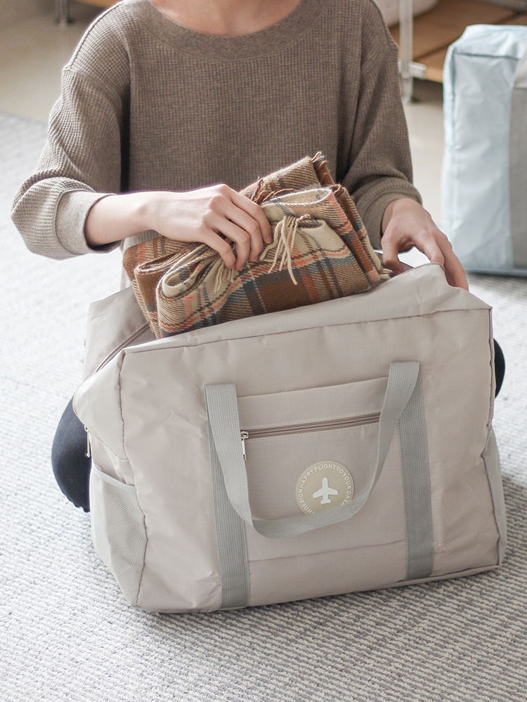https://fulmo-img-server.com/carry-on-bag/206ee877-ea1b-44c3-8de7-45a5de970ba6.jpg
