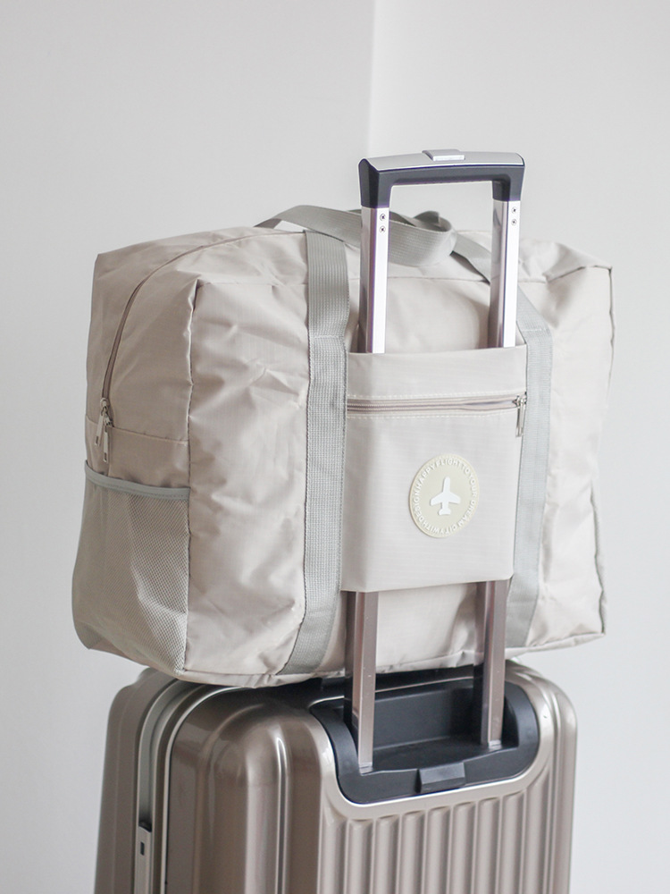 https://fulmo-img-server.com/carry-on-bag/2649f652-fc47-4319-85e6-6421edb3c629.jpg