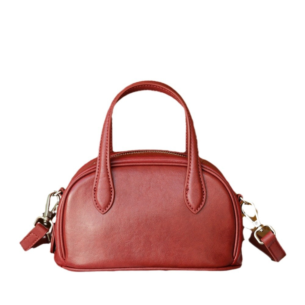 https://fulmo-img-server.com/carry-on-bag/2b9f351a-c9b8-4dc7-a6aa-fd965143dfe5.jpg