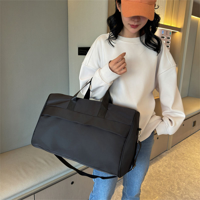 https://fulmo-img-server.com/carry-on-bag/2ff33530-521d-452e-9ada-3acafff53f0d.jpg