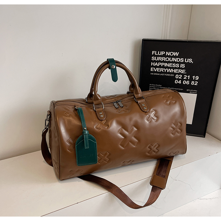 https://fulmo-img-server.com/carry-on-bag/3558af0a-2b17-4ab1-b65a-0d421b632f01.jpg