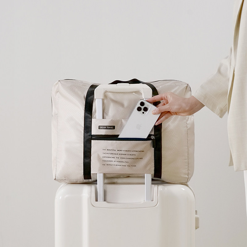 https://fulmo-img-server.com/carry-on-bag/376c55c6-78ae-4eb9-a337-d4da462b2e5c.jpg