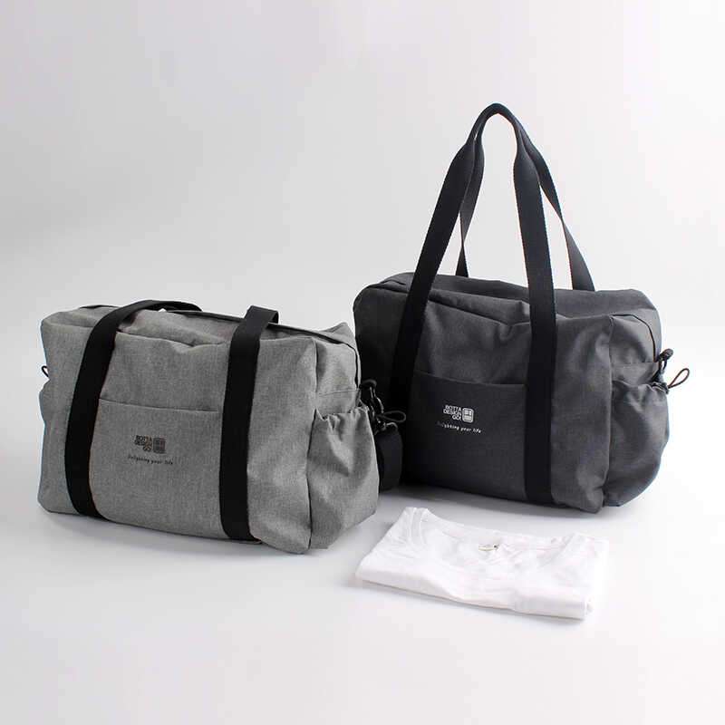 https://fulmo-img-server.com/carry-on-bag/45c3cf8906d24341b4d5ee661531a2bd.jepg