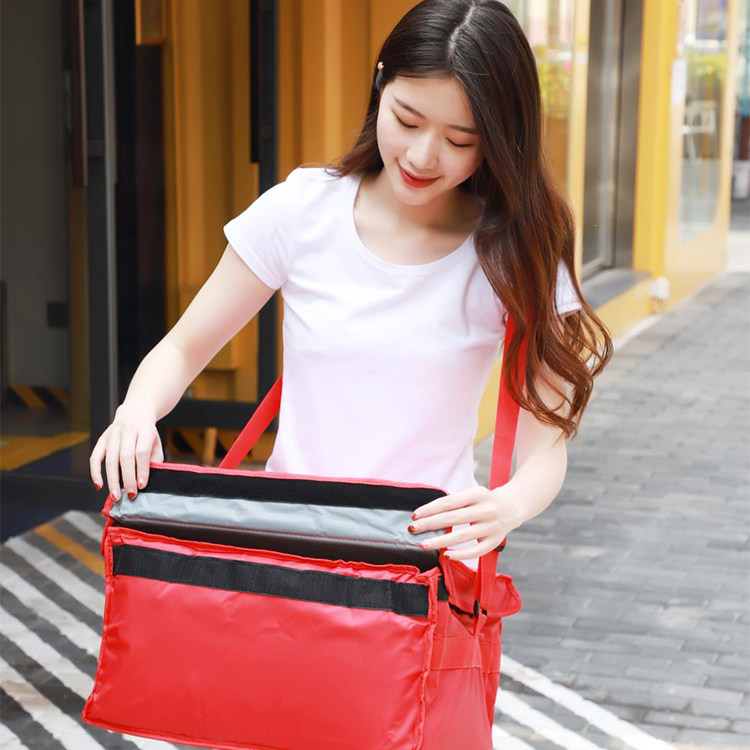 https://fulmo-img-server.com/carry-on-bag/4c2dd9f3-da77-4f8d-9c18-cc7c37e362e9.jpg