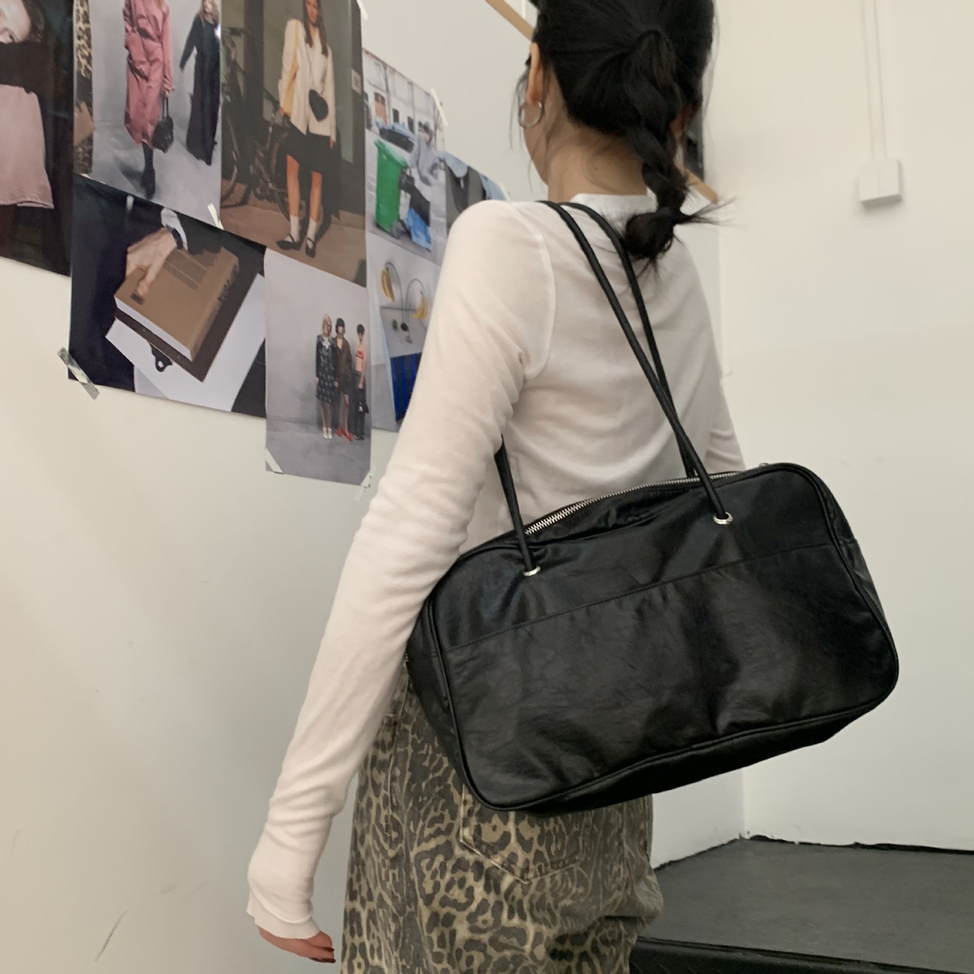 https://fulmo-img-server.com/carry-on-bag/53e80c0f-9ac0-4094-82a1-347d89a801e4.jpg