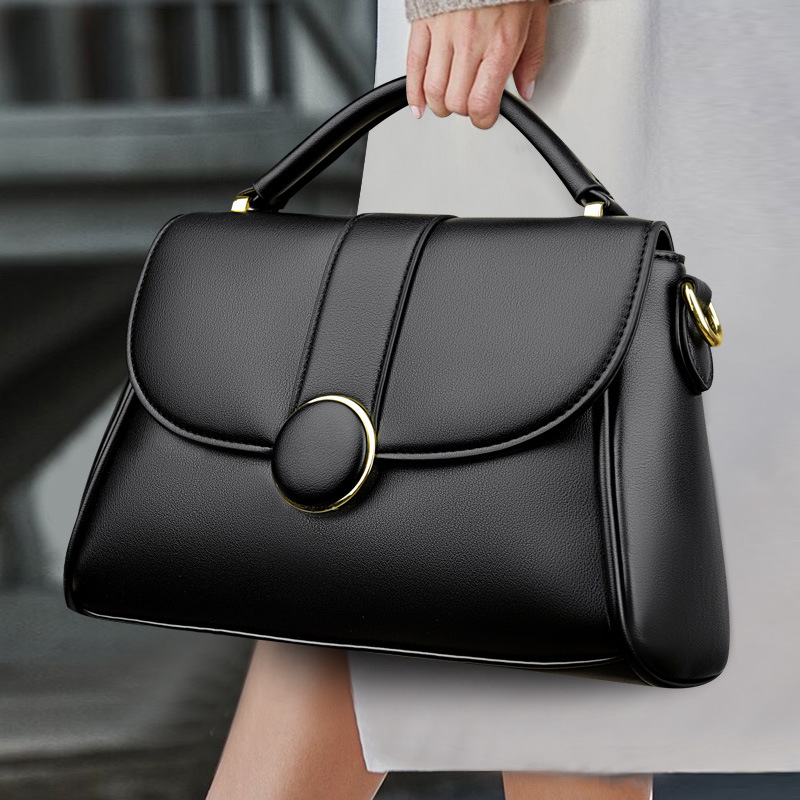 https://fulmo-img-server.com/carry-on-bag/55ebd127-5c53-4b39-8b94-defbbceb8c58.jpg