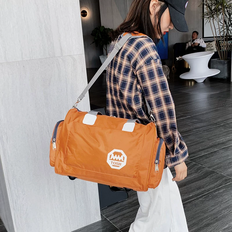 https://fulmo-img-server.com/carry-on-bag/67ef57e5-ba46-4cbb-bbd0-ef2b593cdf71.jpg