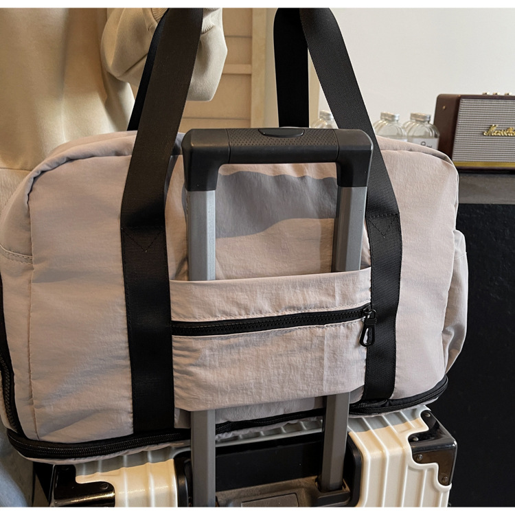 https://fulmo-img-server.com/carry-on-bag/6af07ceb-3716-4da0-a1d3-e0ce5b64189c.jpg