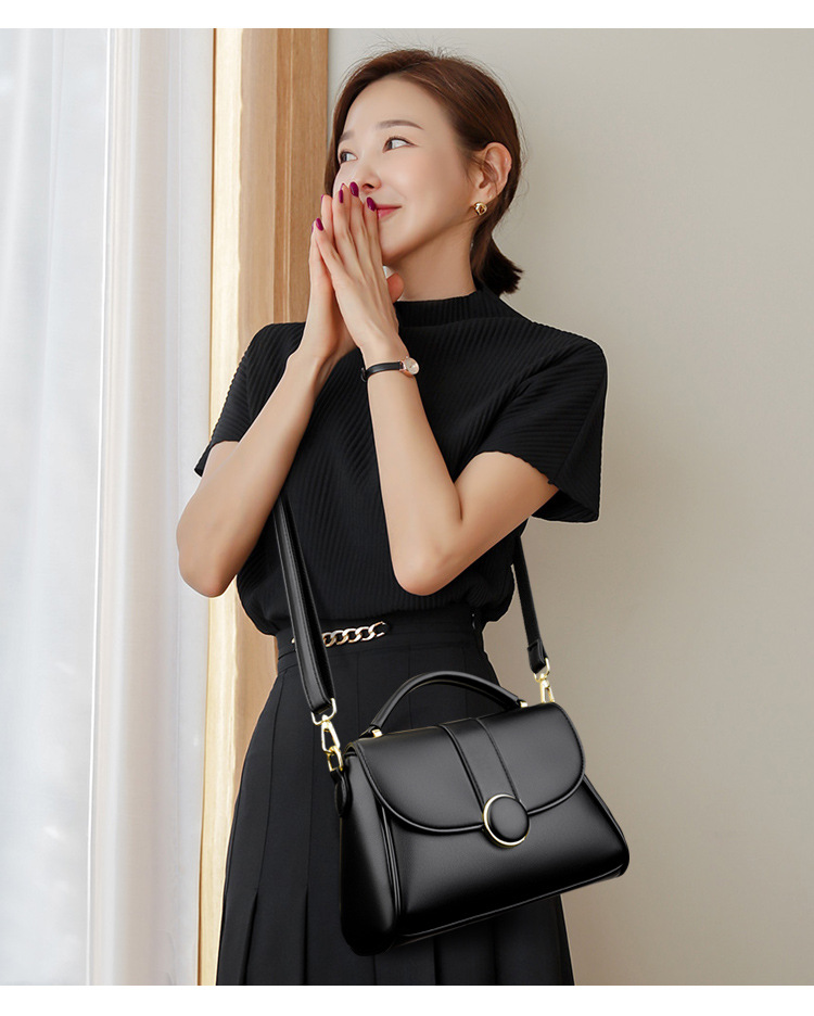 https://fulmo-img-server.com/carry-on-bag/6f4be55b-48dd-4be5-91c2-b9720dd8608a.jpg