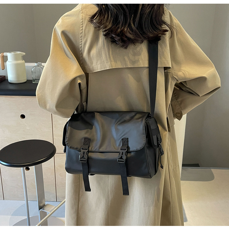 https://fulmo-img-server.com/carry-on-bag/71912873-23bc-4b46-9ed5-27392283ce8e.jpg