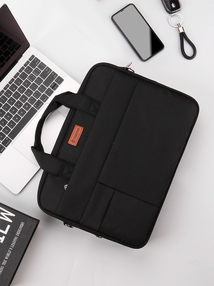 https://fulmo-img-server.com/carry-on-bag/72969847-f2ef-4864-9d66-c7aeb4d8dc89.jpg