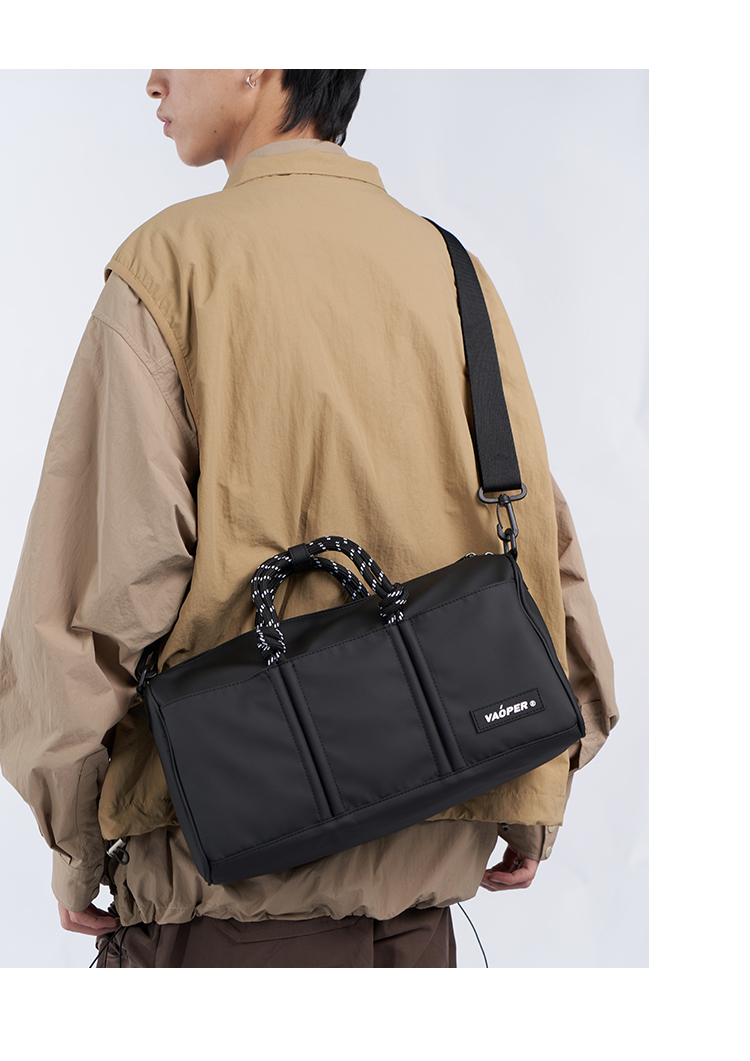 https://fulmo-img-server.com/carry-on-bag/7c39feb4-fe66-4b24-996d-611d3c248c33.jpg